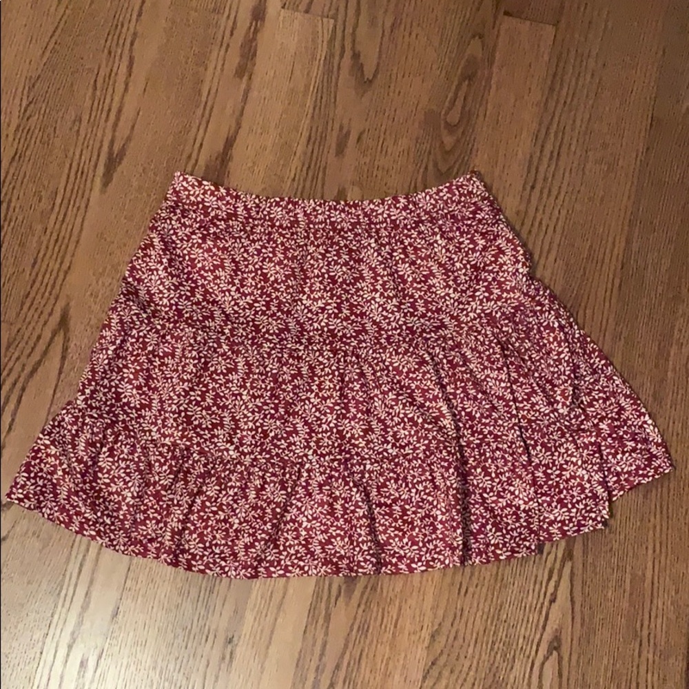 NWOT Fall ruffle skirt